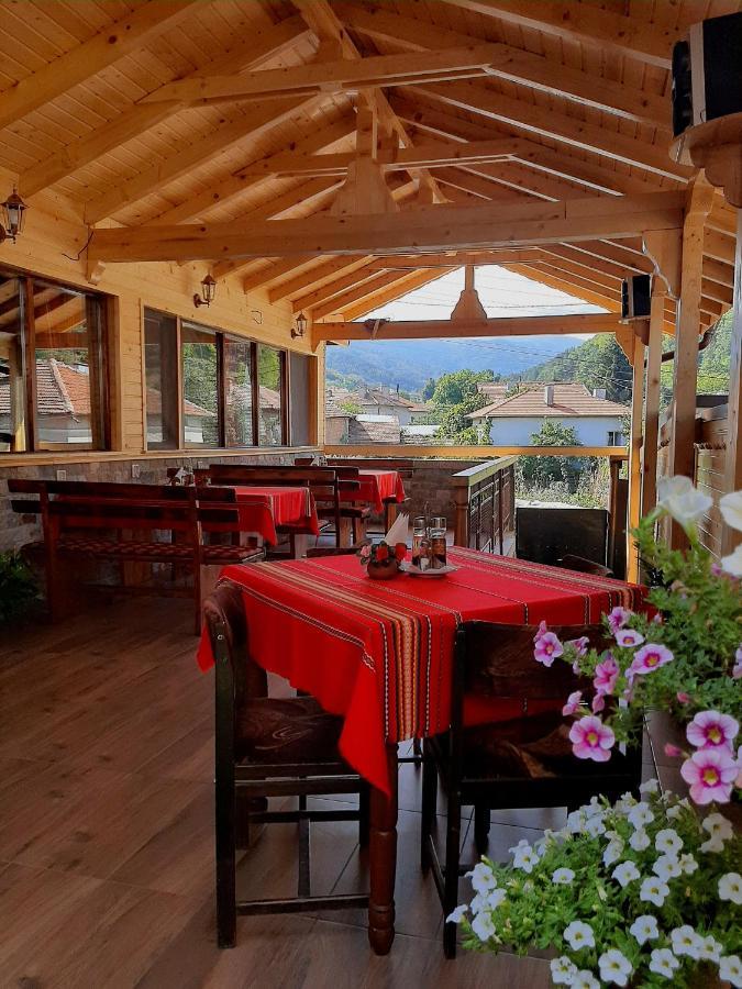 Kovacha Guest House Raduil Dış mekan fotoğraf