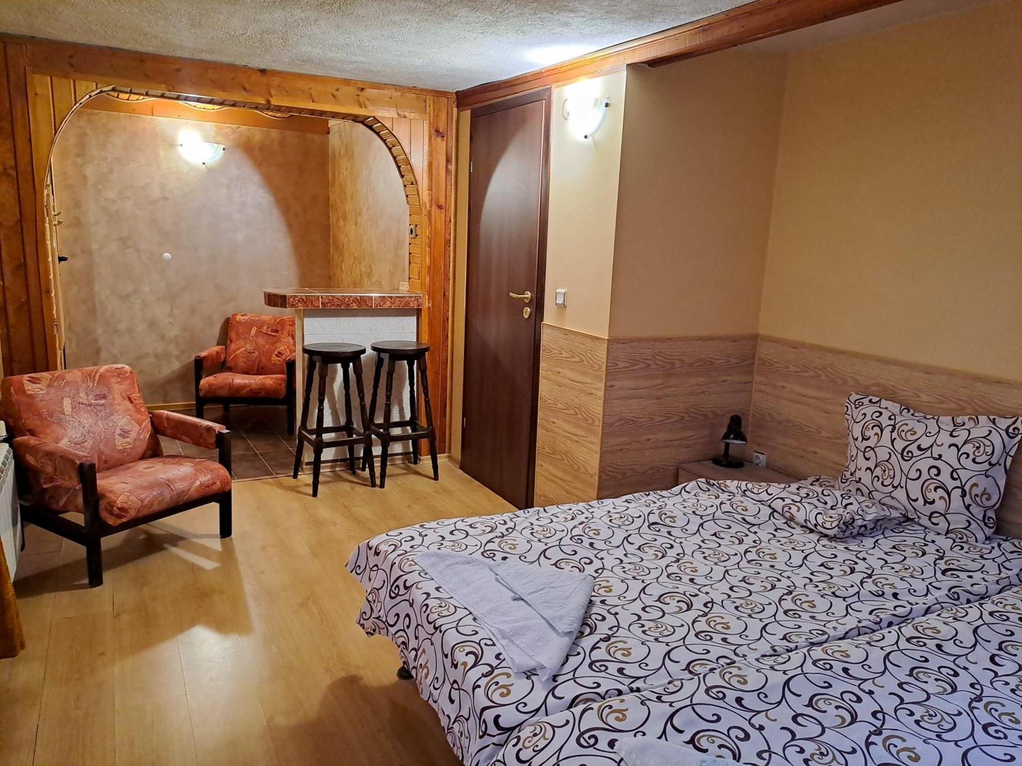Kovacha Guest House Raduil Dış mekan fotoğraf