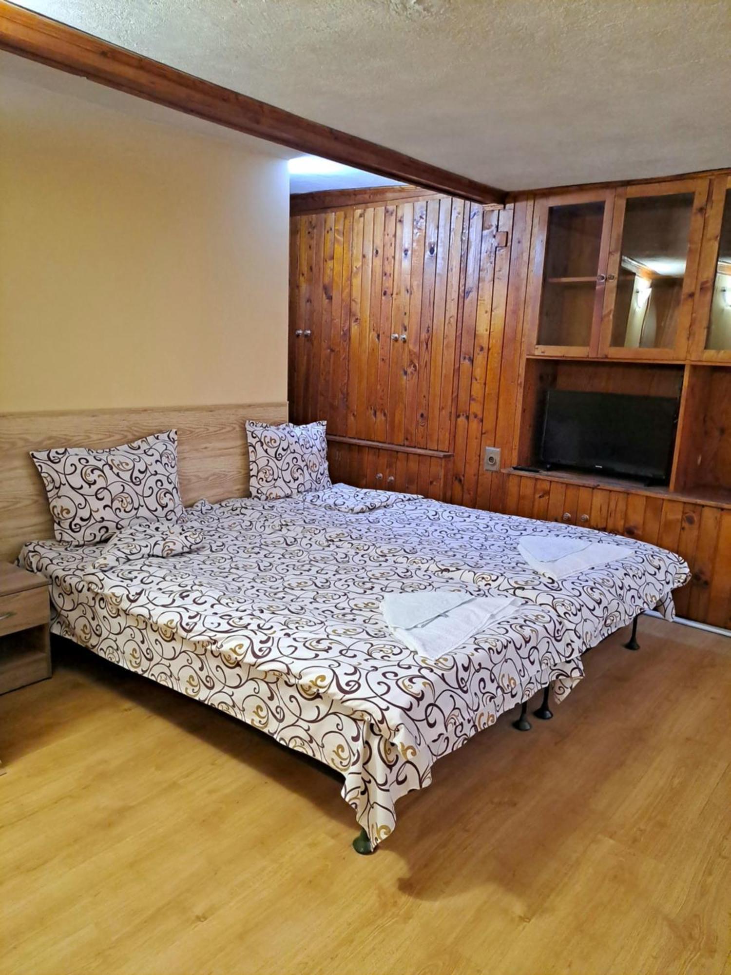 Kovacha Guest House Raduil Dış mekan fotoğraf