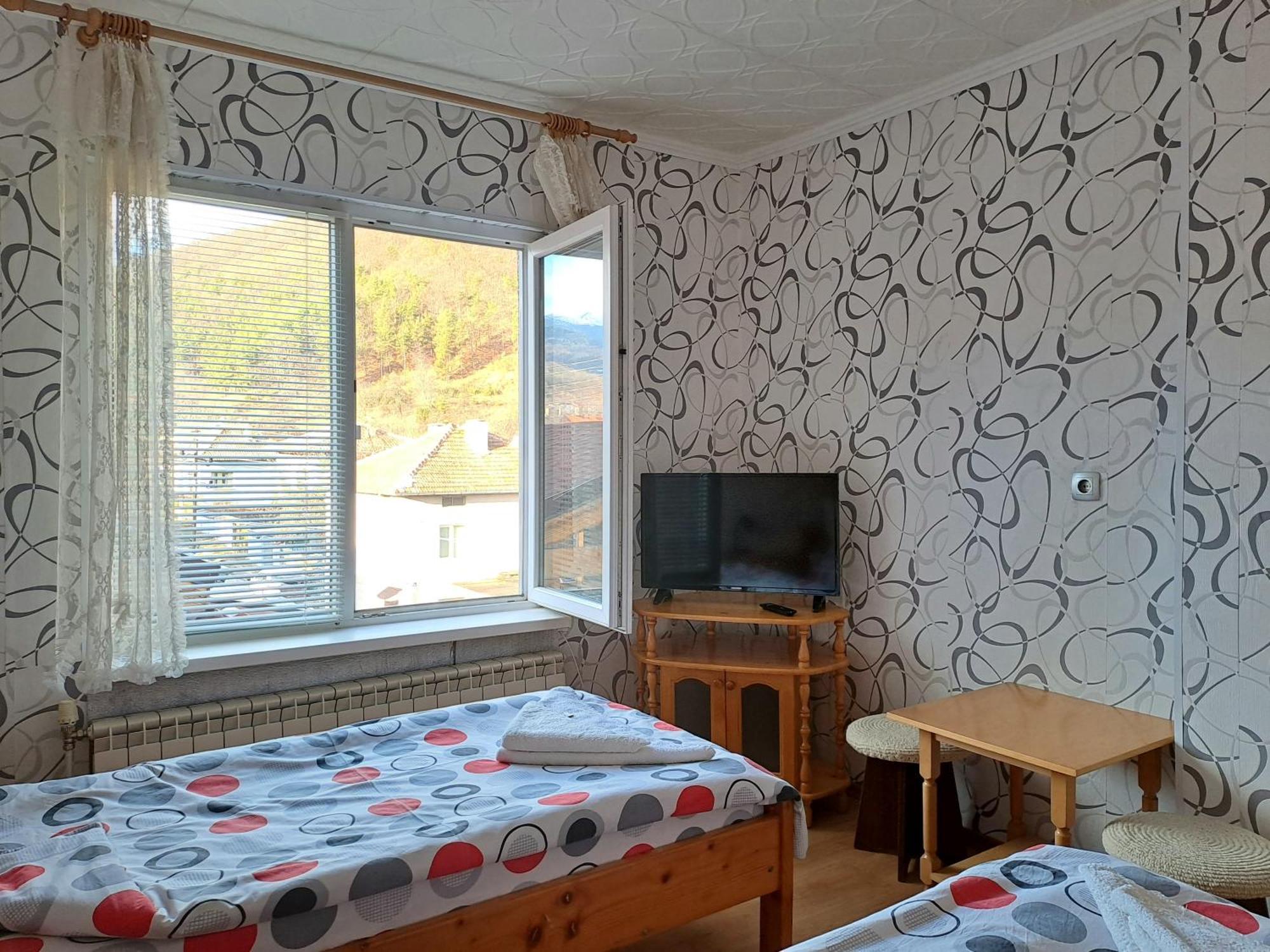 Kovacha Guest House Raduil Dış mekan fotoğraf